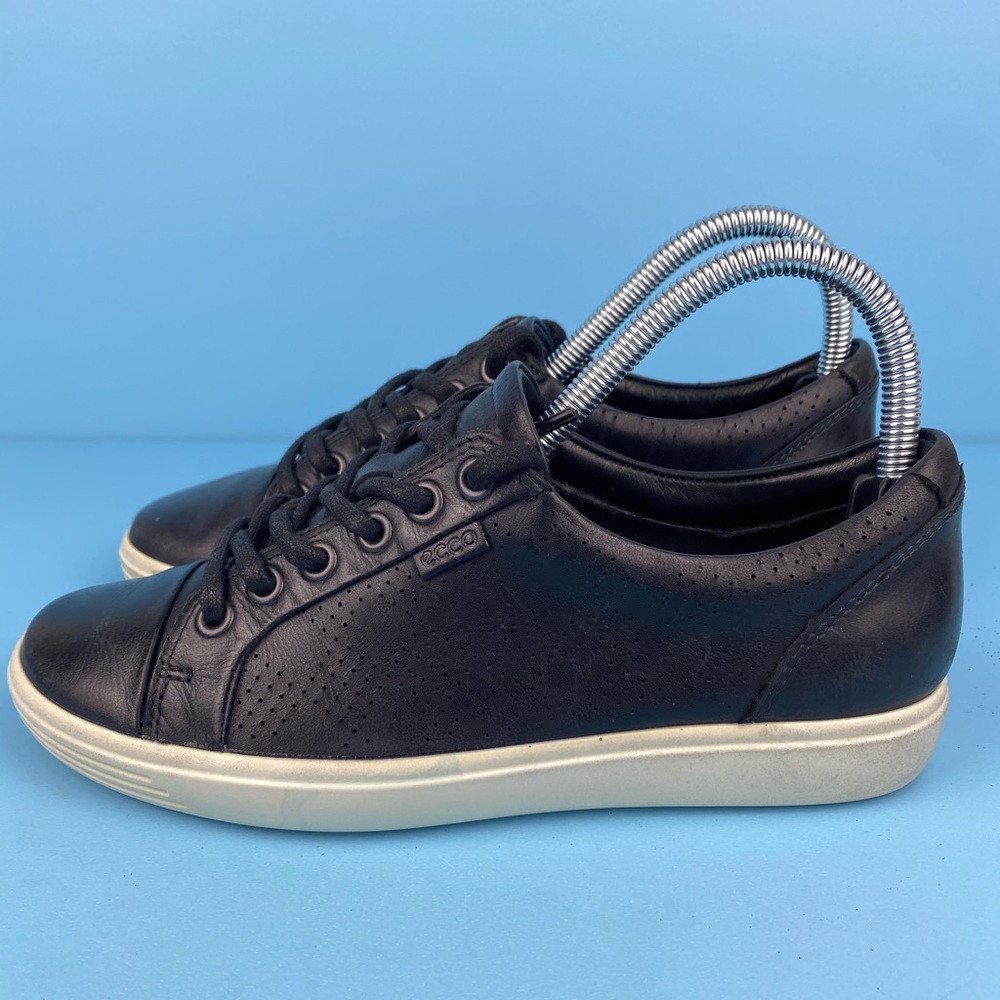 ECCO Leather Lace up Shoes.